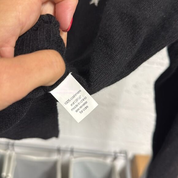 Black Sweater with Colorful Planet Design - 27 Miles Cashmere - Worn Once Medium - Picture 3 of 3